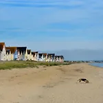 Mobil-home Confortable Avec Terrasse - 4 Pers. - Api-1-52-2116